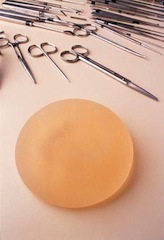 Prótesis de silicona para aumento de pecho